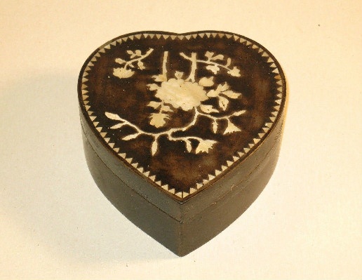 19th Century Heart Shaped Box w/ Inlaid Mother Of Pearl Decoration