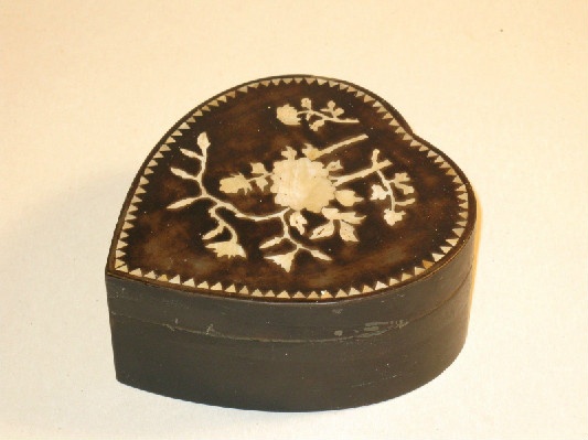 19th Century Heart Shaped Box w/ Inlaid Mother Of Pearl Decoration