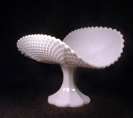 Magnificent - Vintage - White Milk Glass - Diamond Pattern Banana Boat
