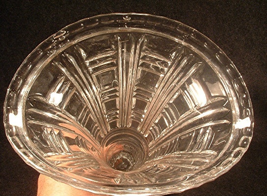 Early American Pattern Glass - Fan Vase - Image 9