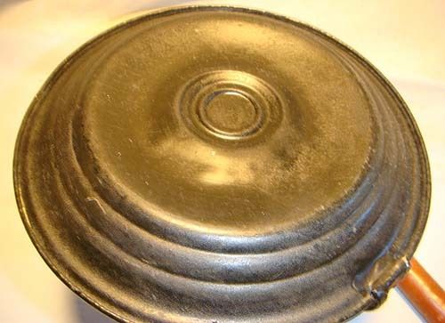 Tin Tole - Dish Push-up Candle Holder - C.1890 - Image 6