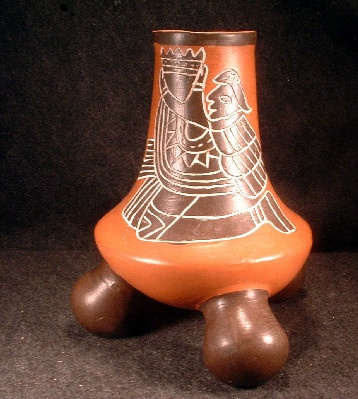 Leopoldo De Mexico Pottery - Three Toed Vase - Aztec Design - Vintage - SIGNED - Image 2