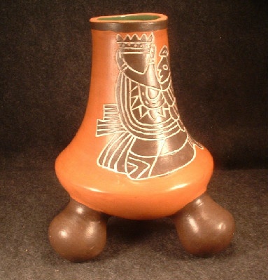 Leopoldo De Mexico Pottery - Three Toed Vase - Aztec Design - Vintage - SIGNED - Image 4