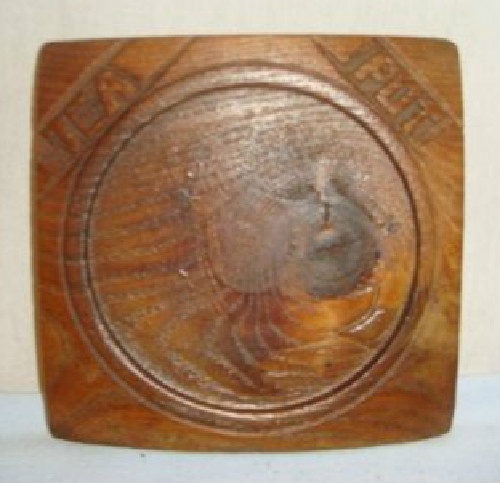 Treen Teapot Trivet c. 1870 - Unusual - Hand Carved - Image 2