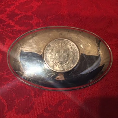 Silver Oval Dish w/ 1872 Italian 5 Lire - Vittorio Emanuele II Coin - Image 3