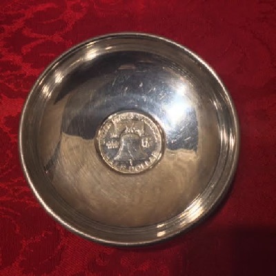 Sterling Dish w/ United States Coin - 1953 Liberty / Benjamin Franklin Half Dollar