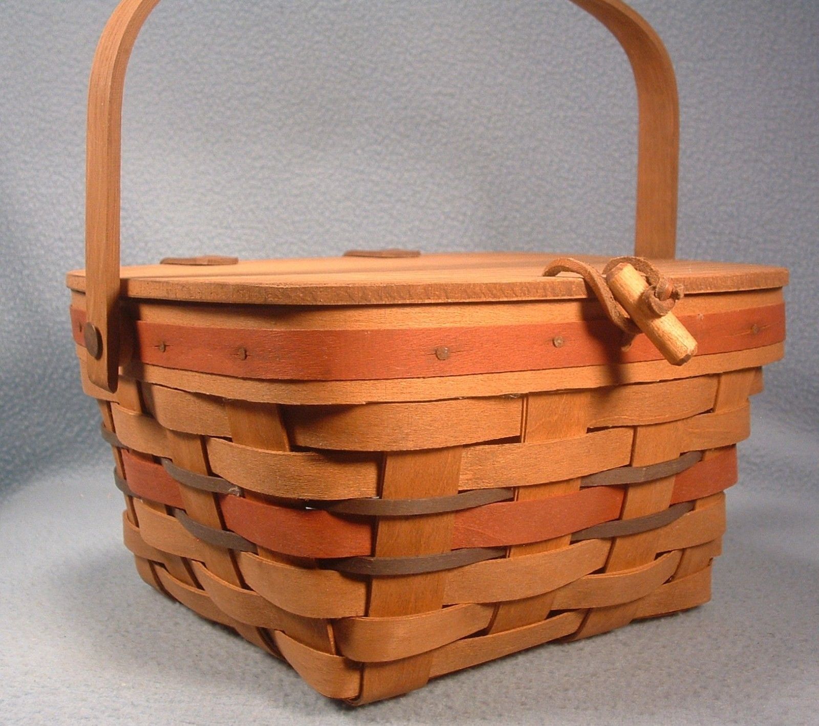 Longaberger Basket - Handbag - Pocketbook - Covered Berry Picking Basket - Attractive Storage For Any Room - 1988 - Image 6
