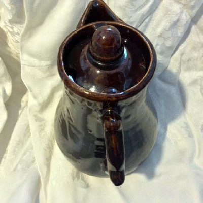 Bennington Lidded Coffee Pot with Acorn Finial - Vintage Rockingham Brown Glaze
