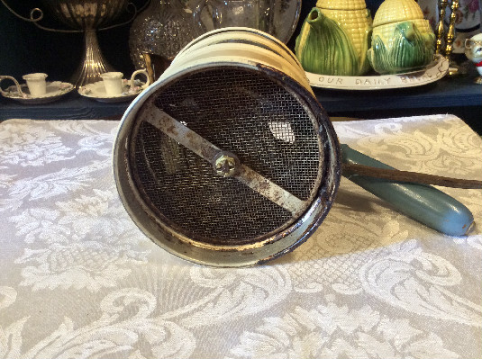 Miracle Electric Flour Sifter - Vintage 1930s - Motor Still Runs